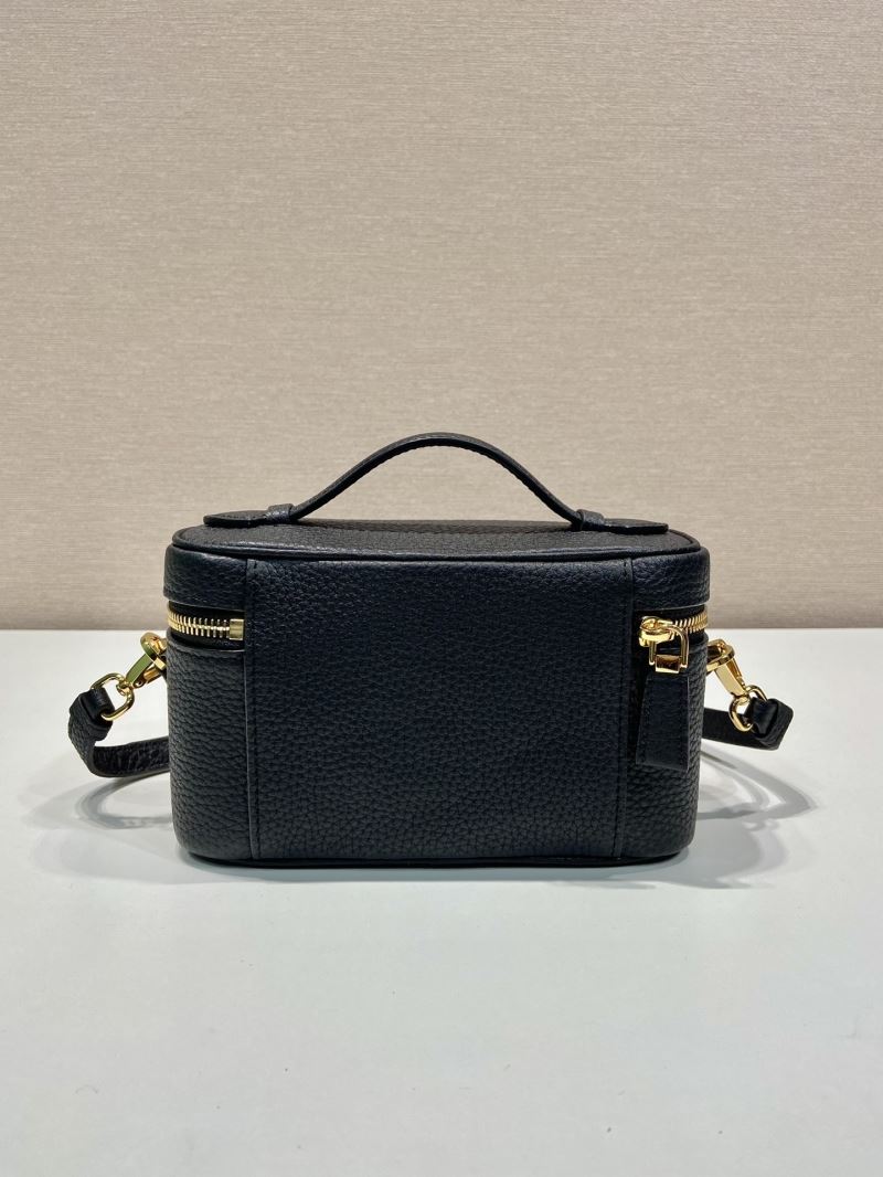 Pra*a box bags